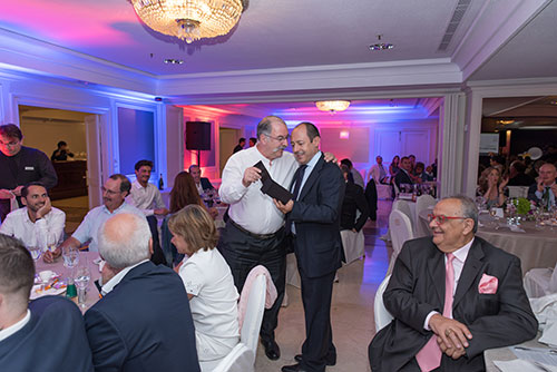 Imagen cena benéfica 123
