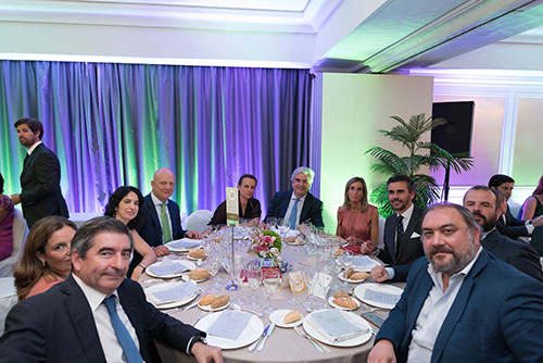 Imagen cena benéfica 85