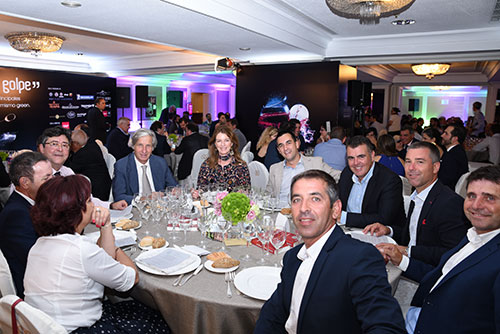 Imagen cena benéfica 90